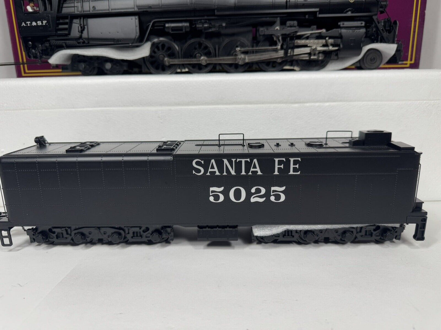 MTH 20-3161-1 Santa Fe 2-10-4 steam loco & tender #5025 PS 2.0 BCR NIB