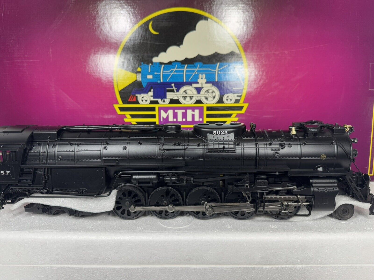 MTH 20-3161-1 Santa Fe 2-10-4 steam loco & tender #5025 PS 2.0 BCR NIB