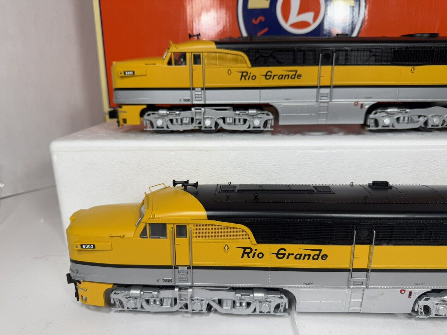 Lionel LEGACY 6-82223 Rio Grande Alco PA diesel locomotive AA set #6001 #6003