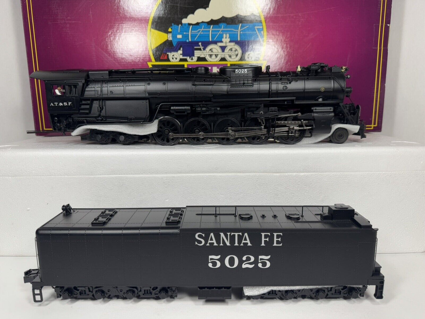 MTH 20-3161-1 Santa Fe 2-10-4 steam loco & tender #5025 PS 2.0 BCR NIB