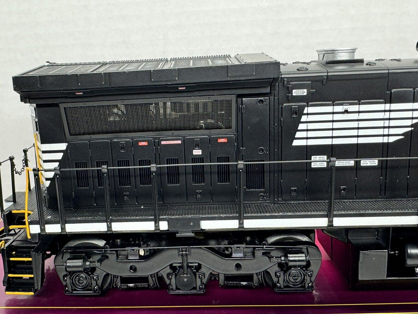 MTH 20-20727-1 Norfolk Southern NS Dash-8 diesel engine #8401 PS 3.0 LNIB