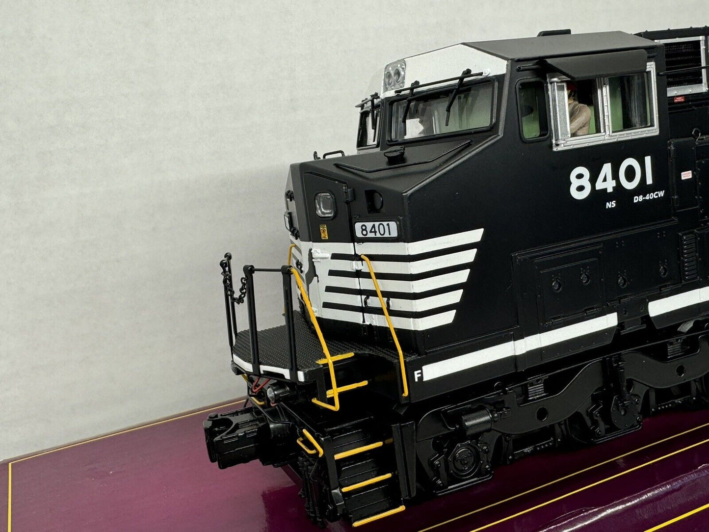 MTH 20-20727-1 Norfolk Southern NS Dash-8 diesel engine #8401 PS 3.0 LNIB