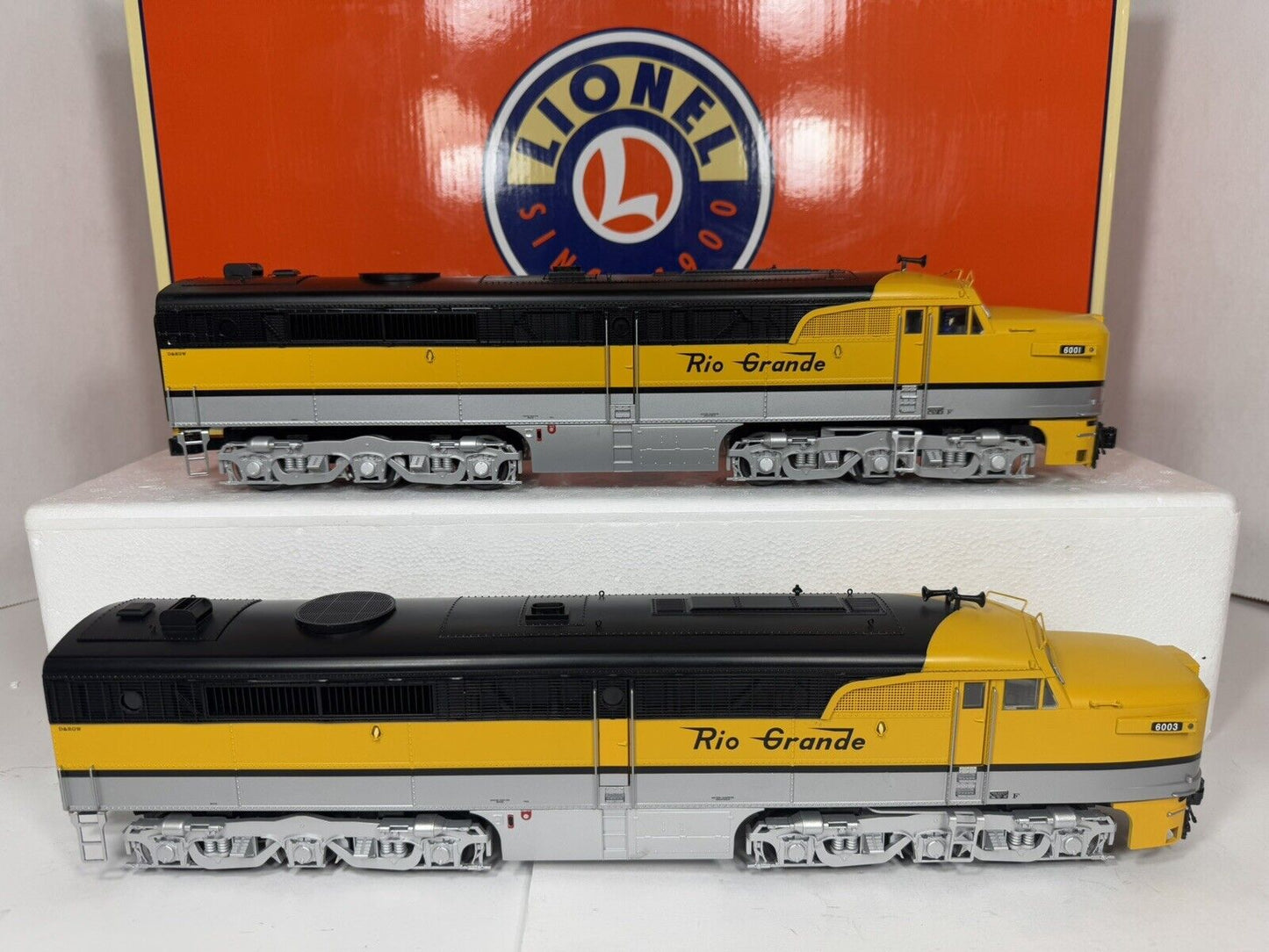 Lionel LEGACY 6-82223 Rio Grande Alco PA diesel locomotive AA set #6001 #6003