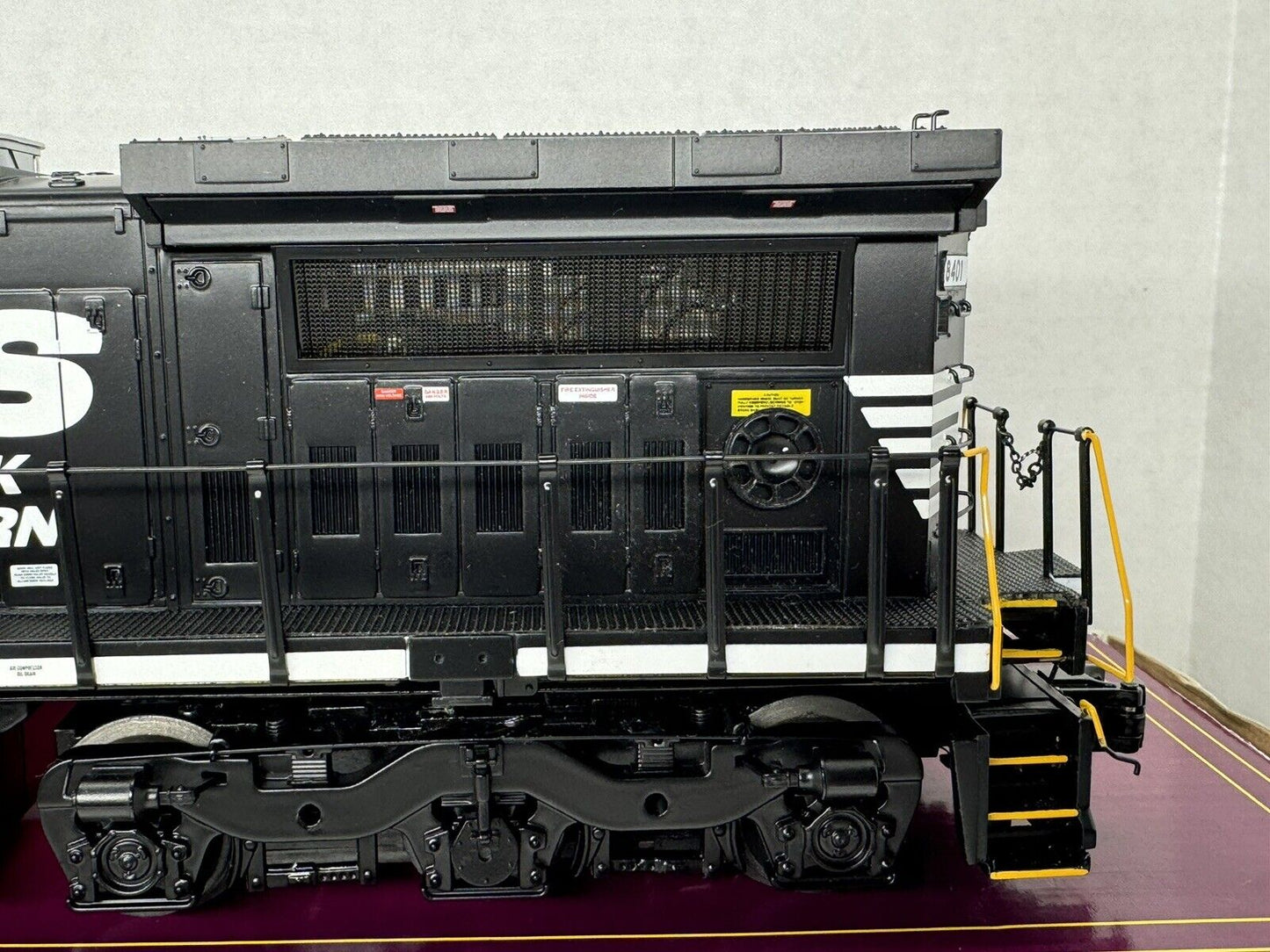 MTH 20-20727-1 Norfolk Southern NS Dash-8 diesel engine #8401 PS 3.0 LNIB