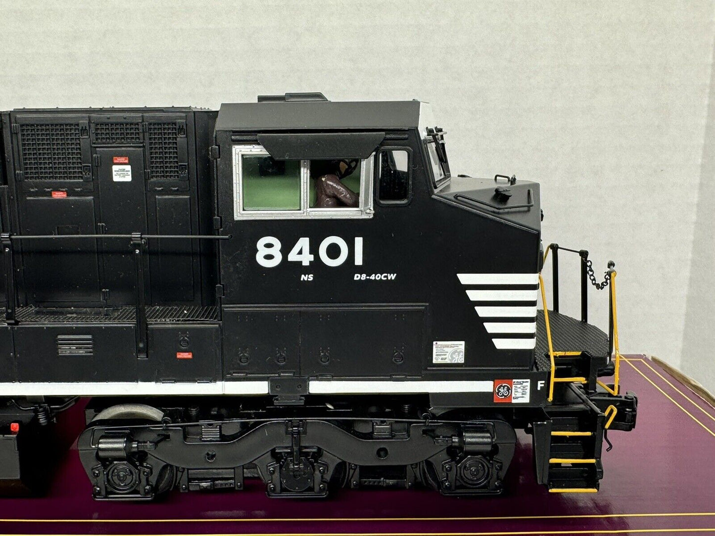 MTH 20-20727-1 Norfolk Southern NS Dash-8 diesel engine #8401 PS 3.0 LNIB