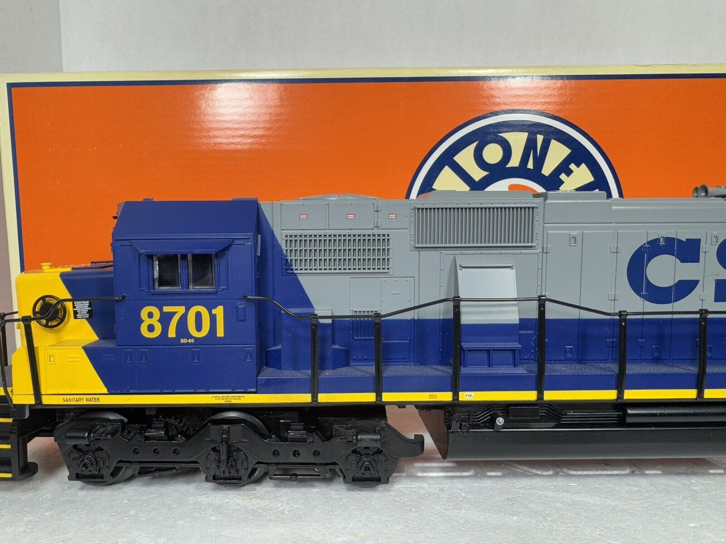 Lionel TMCC 6-18251 CSX SD60 diesel engine #8701 LNIB