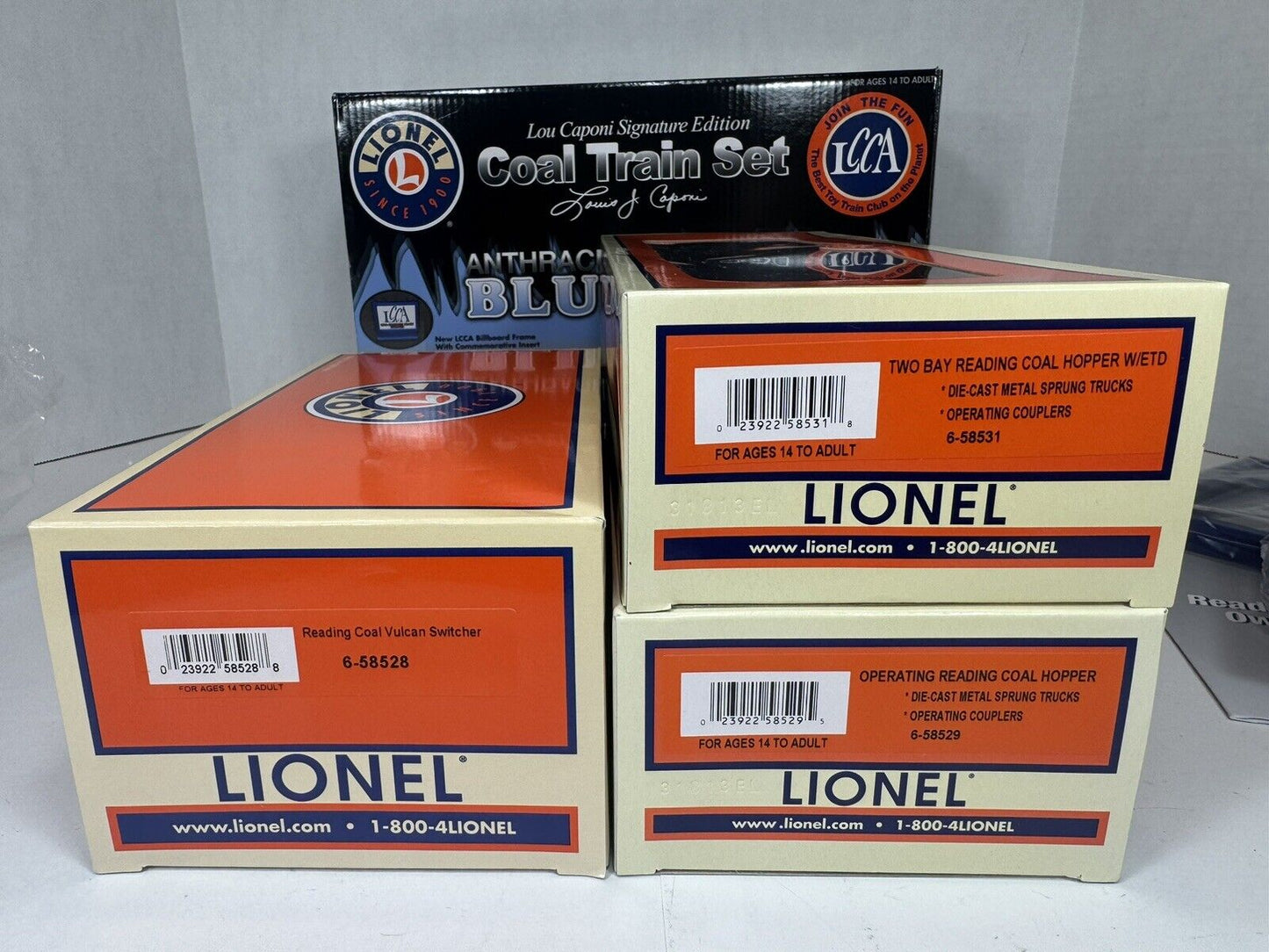 Lionel 6-58532 LCCA Lou Caponi Reading Anthracite Blue Coal train set LNIB