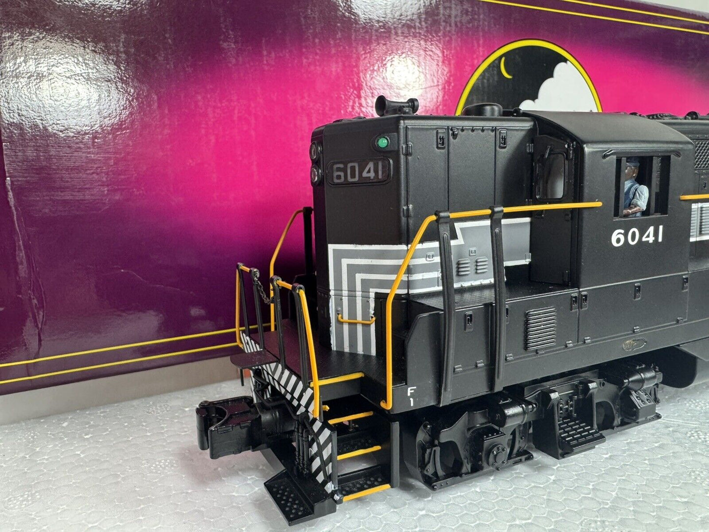 MTH 20-2337-1 New York Central NYC GP-9 diesel engine #6041 PS 2.0 BCR NIB