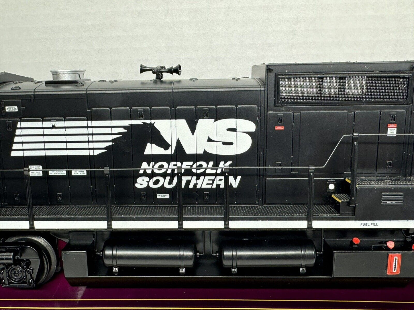 MTH 20-20727-1 Norfolk Southern NS Dash-8 diesel engine #8401 PS 3.0 LNIB