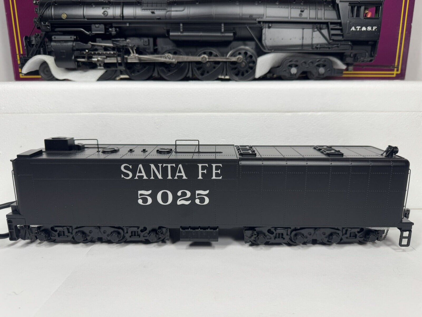 MTH 20-3161-1 Santa Fe 2-10-4 steam loco & tender #5025 PS 2.0 BCR NIB