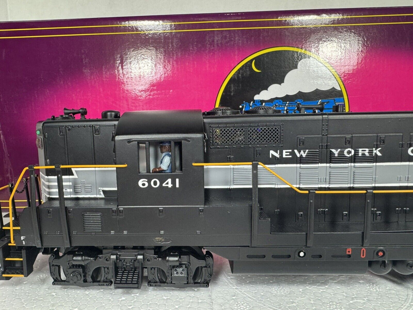 MTH 20-2337-1 New York Central NYC GP-9 diesel engine #6041 PS 2.0 BCR NIB